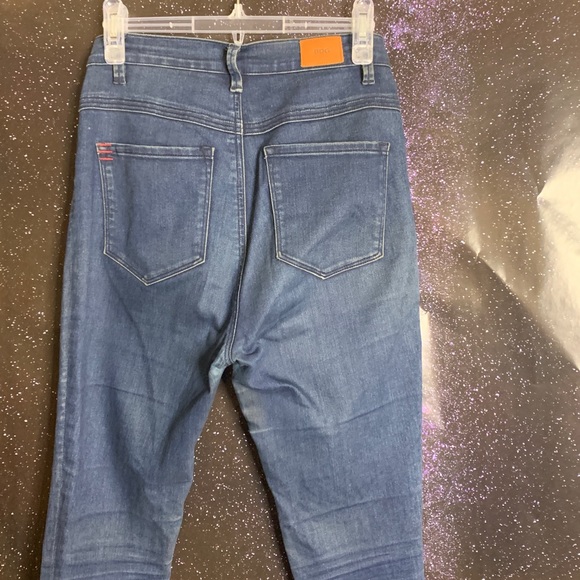 BDG- Dark Wash High Rise Ankle Jeans size 27 - Picture 5 of 8